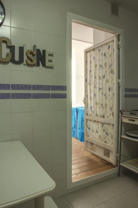 Apartament La Bodega Del Mar - Luminoso Y Centrico Apto Con Piscina Y Parking *