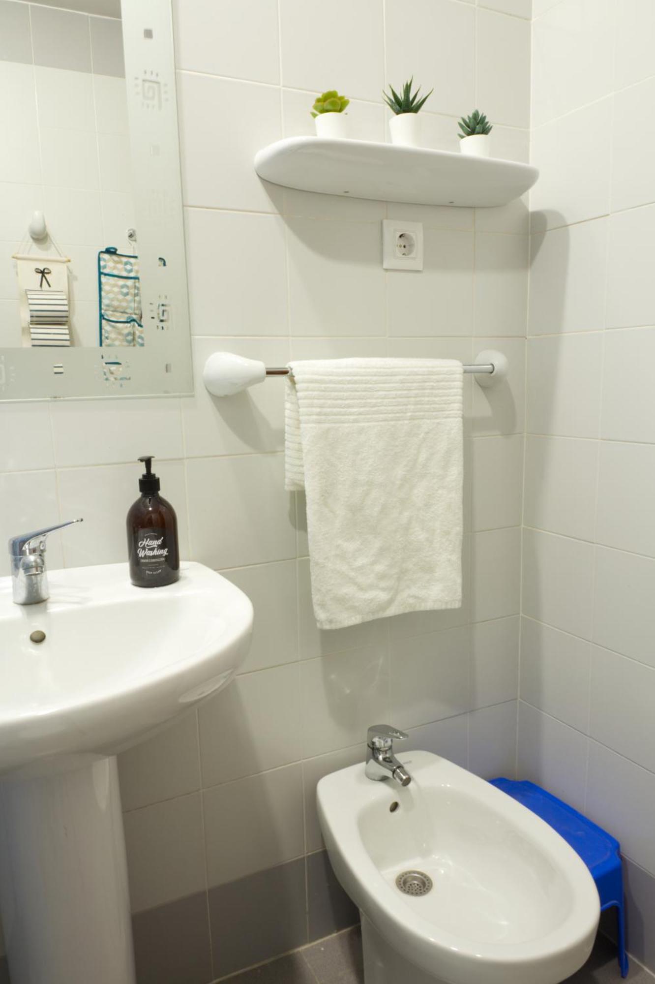 La Bodega Del Mar - Luminoso Y Centrico Apto Con Piscina Y Parking *