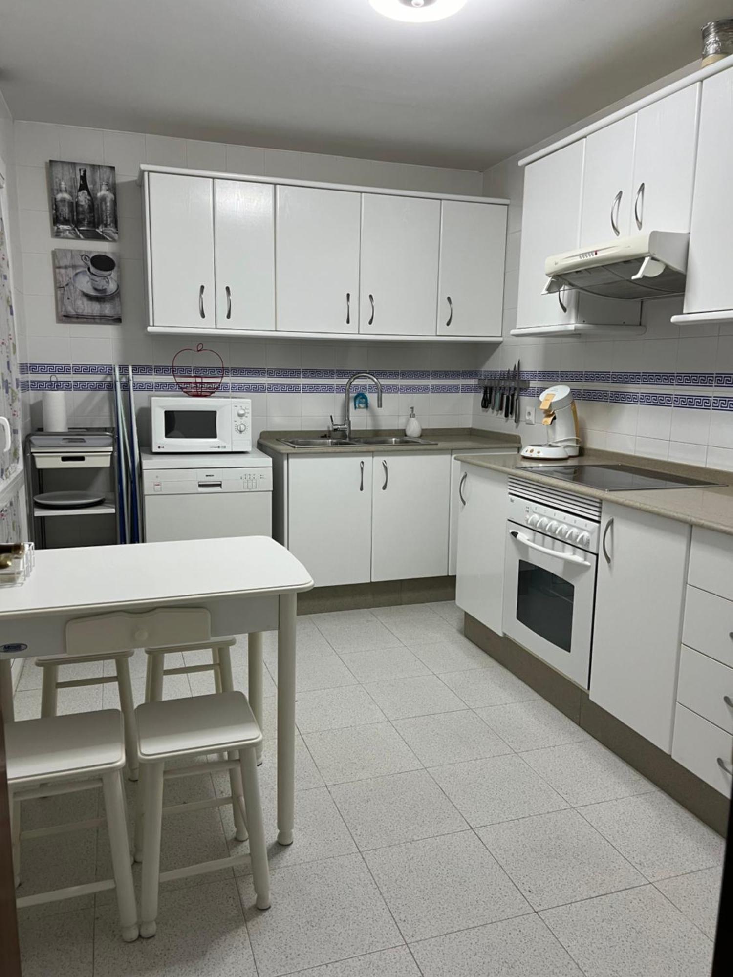 Apartament La Bodega Del Mar - Luminoso Y Centrico Apto Con Piscina Y Parking